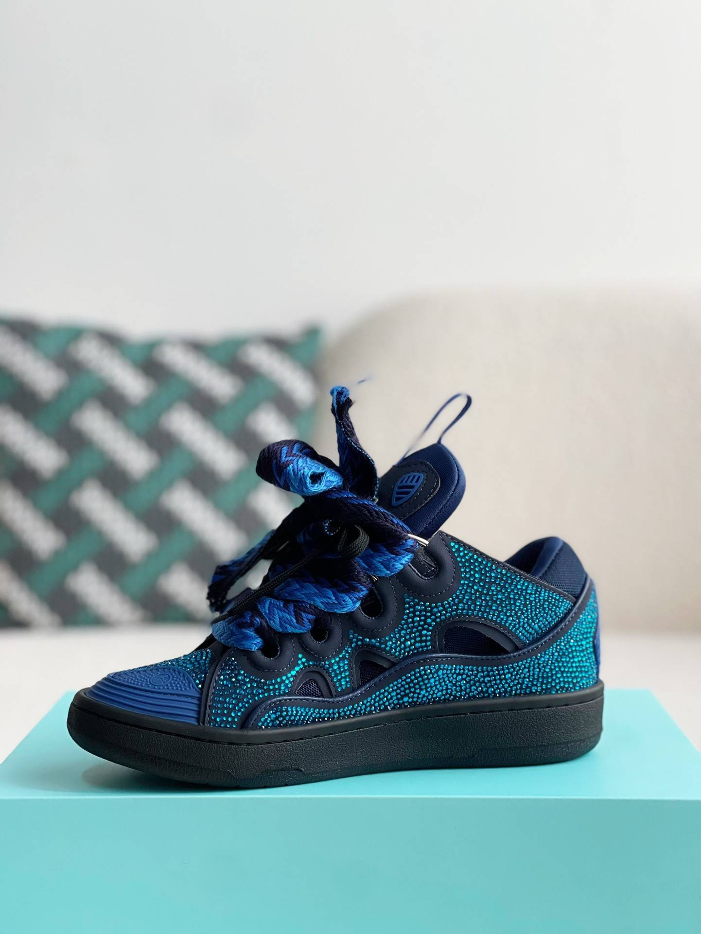 LA*N Sneaker