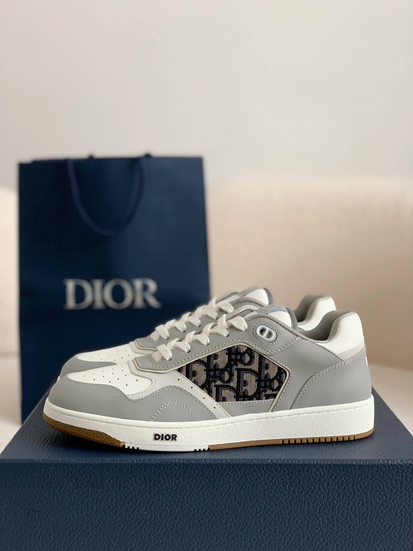 D*OR HIGH LEVEL B27 Sneaker