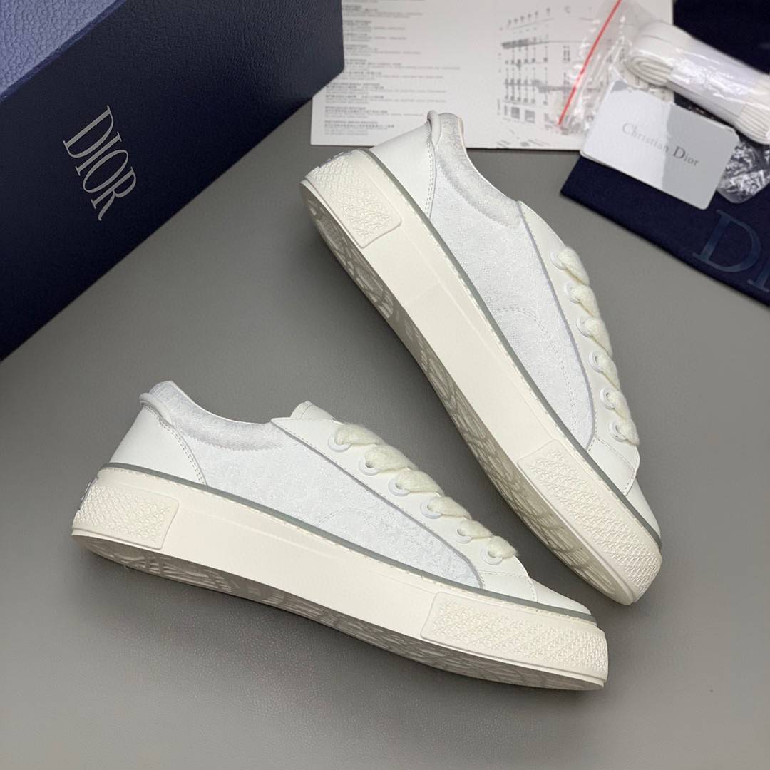 D*OR New B33 Sneaker