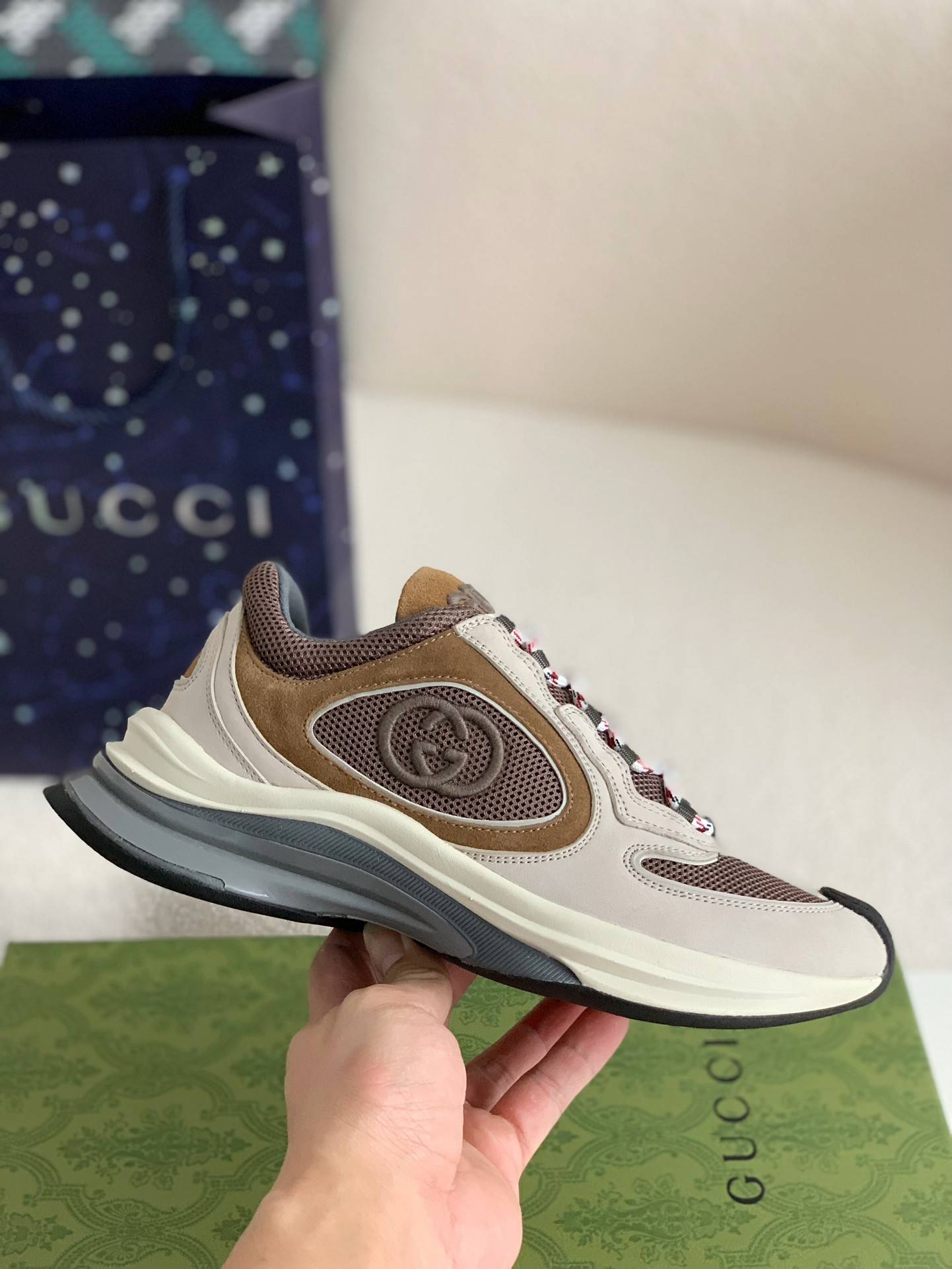 GU*IRun Series Sneakers