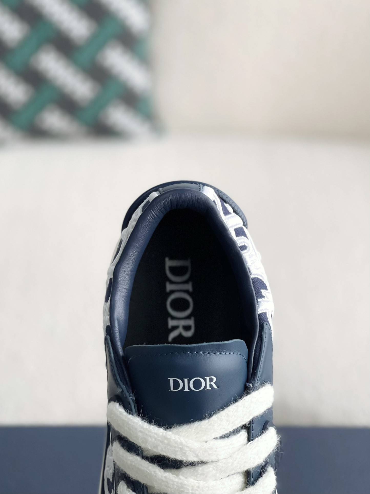 D*OR New B33 Sneaker
