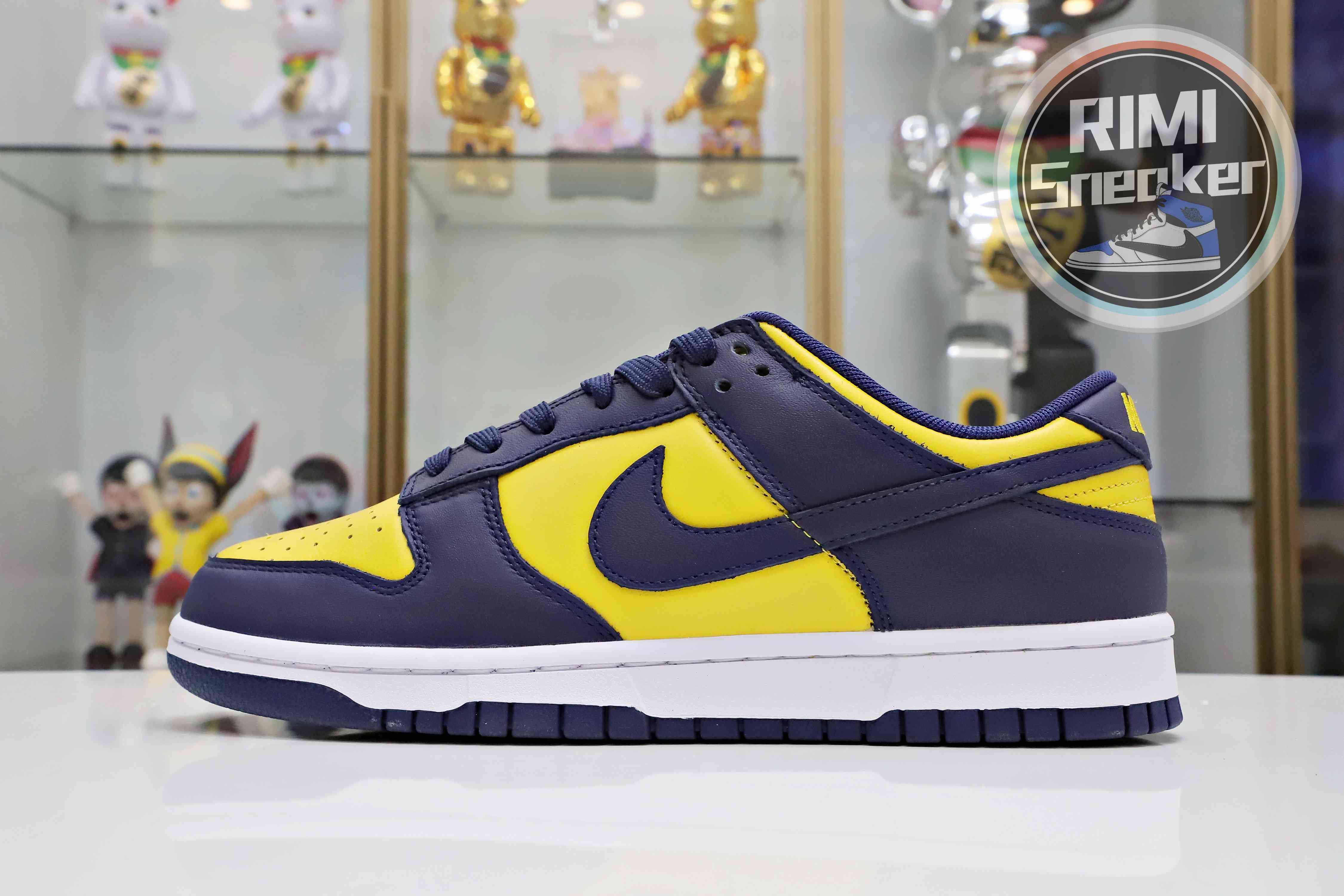 DUNK LOW 