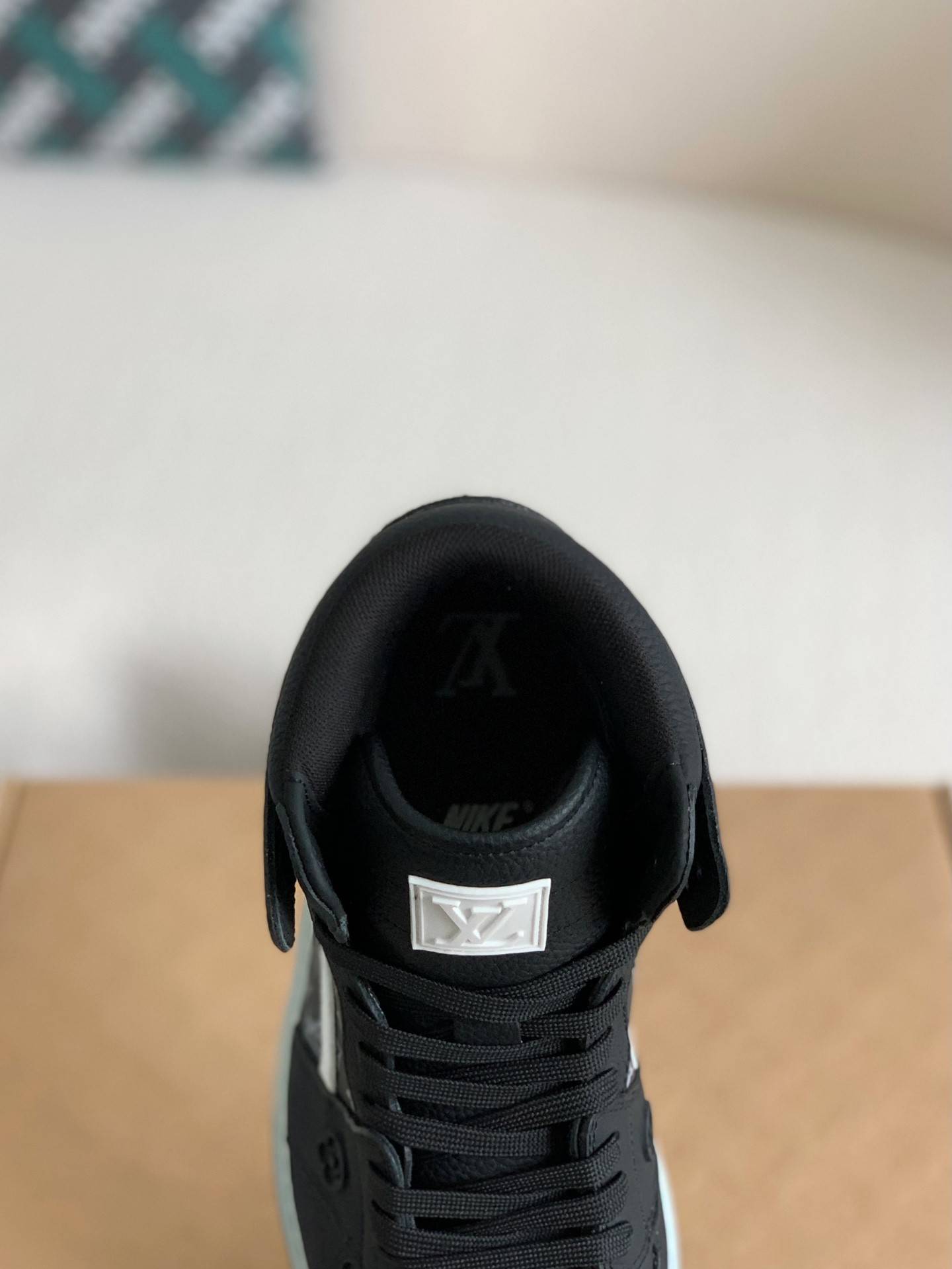 L*V x Nike Air Jorda 1 High AJ1 Sneakers