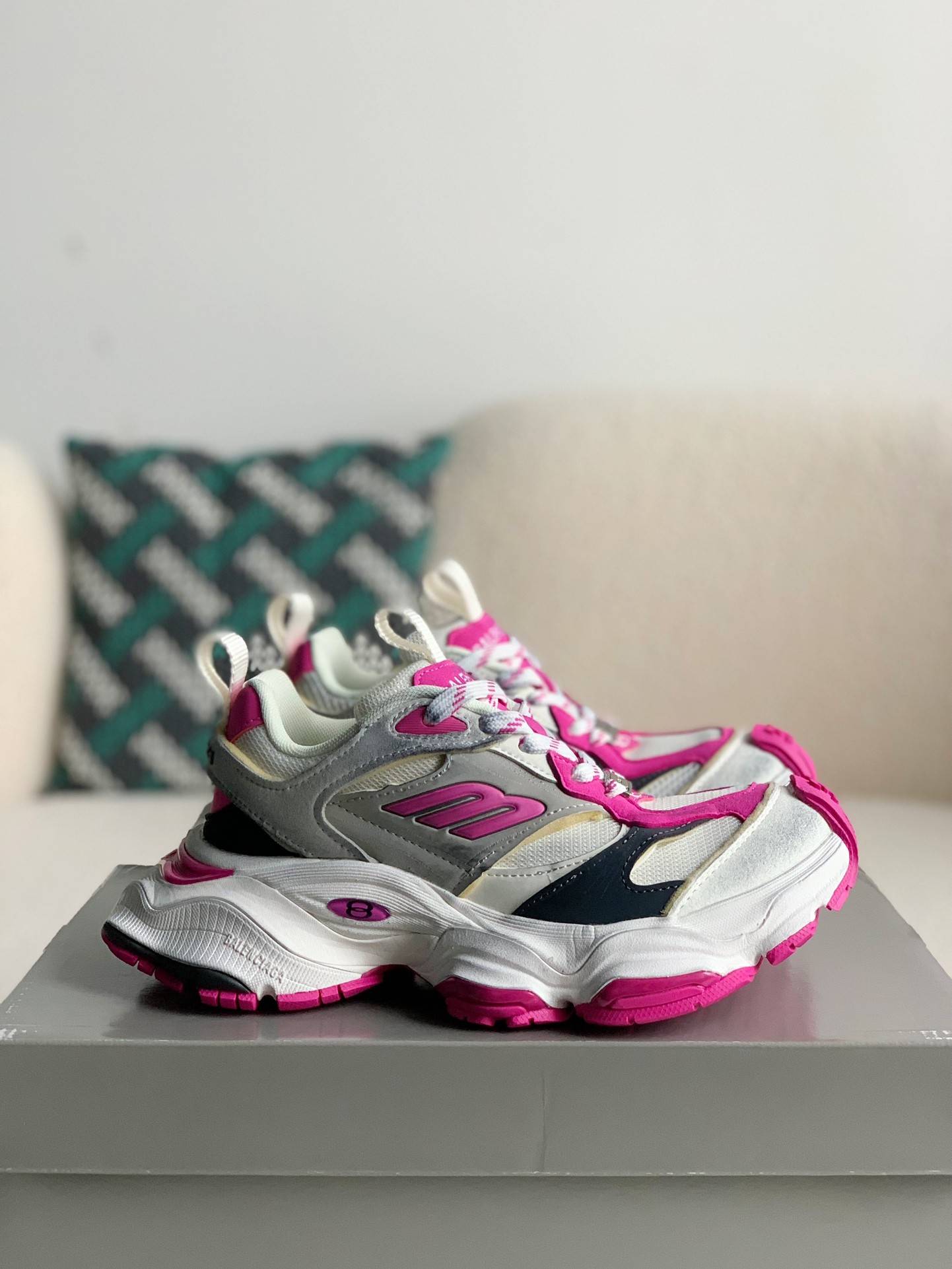 BLCG Runner Sneaker