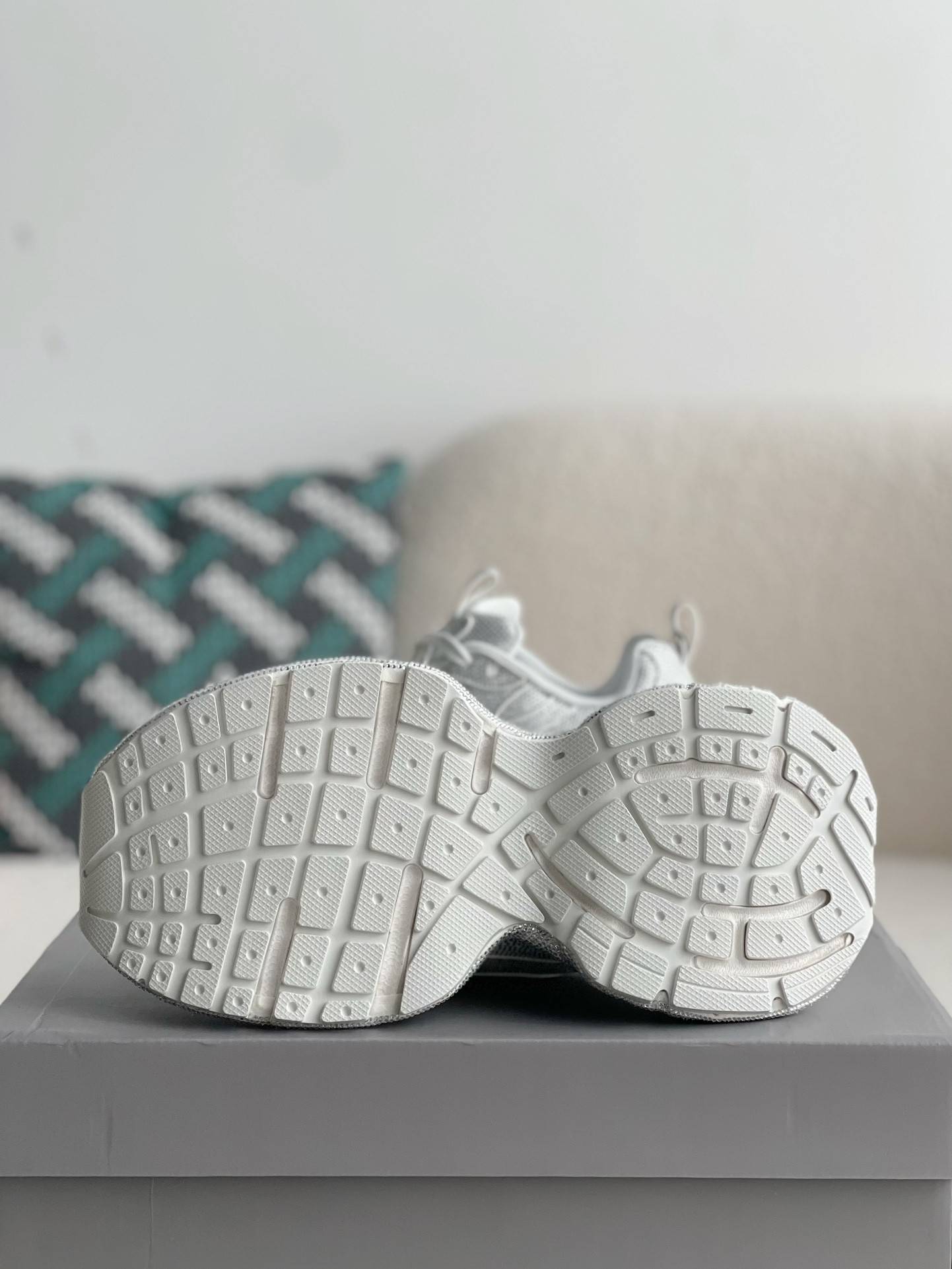 BLCG Runner Sneaker
