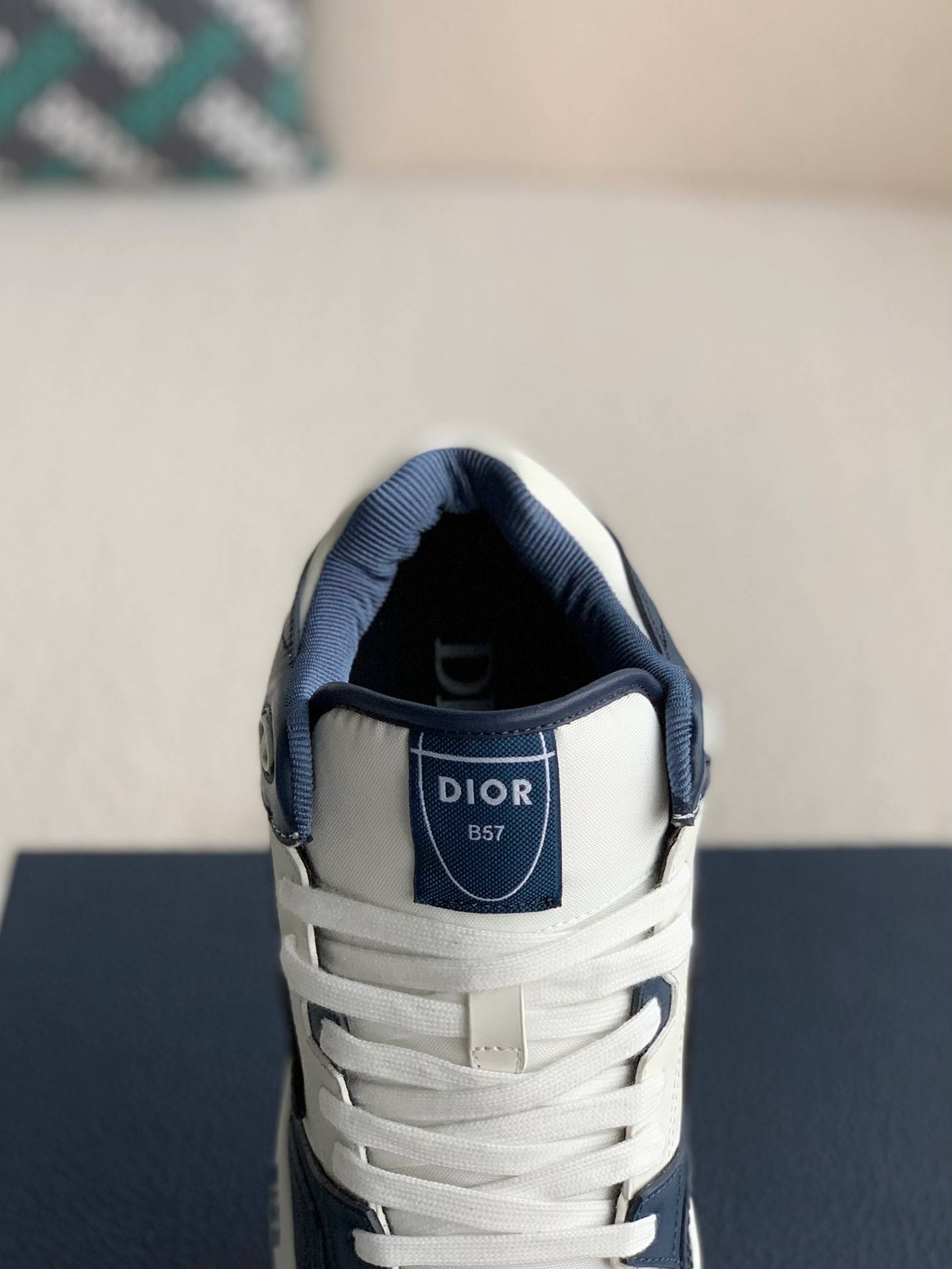 D*OR B57 New Sneaker