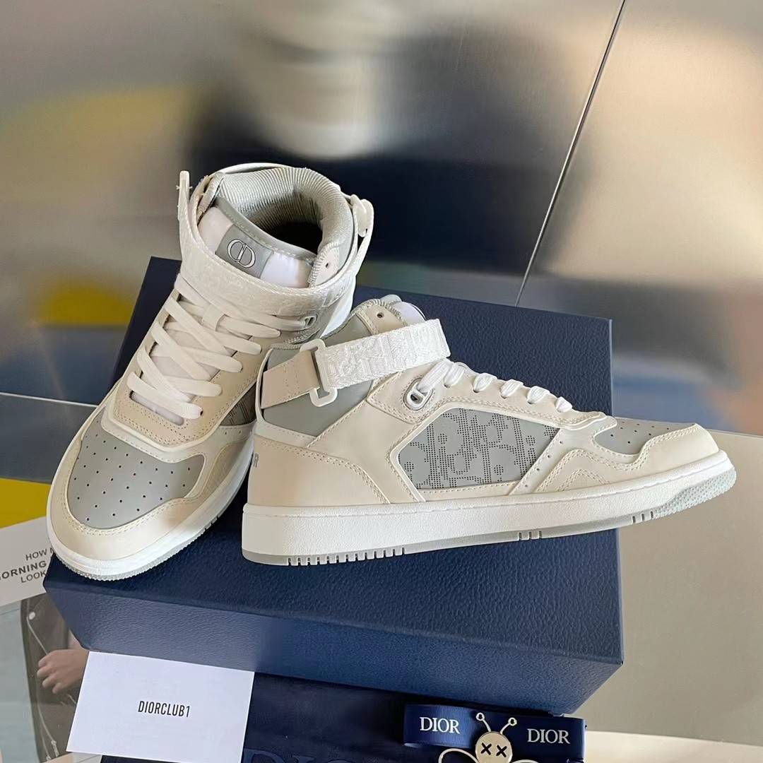 D*OR HIGH LEVEL B27 Sneaker