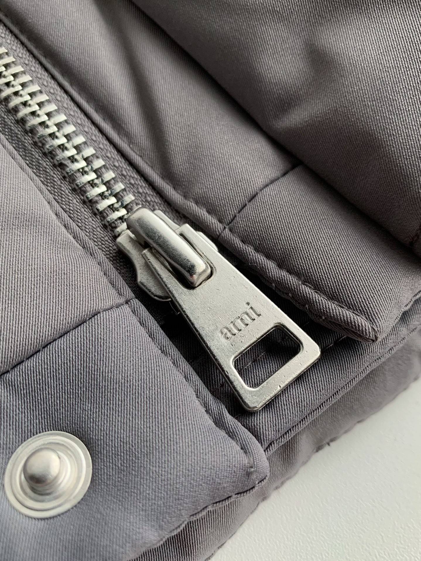 Ami Short  men