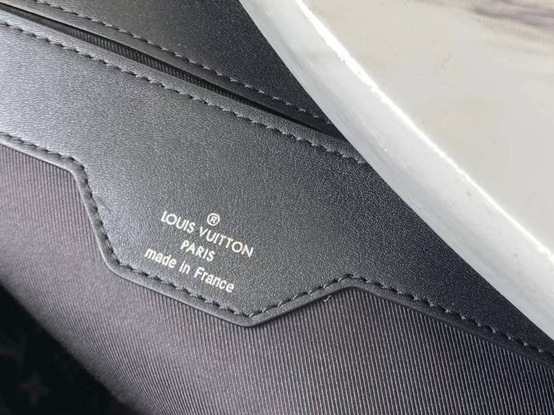 L*V BAG