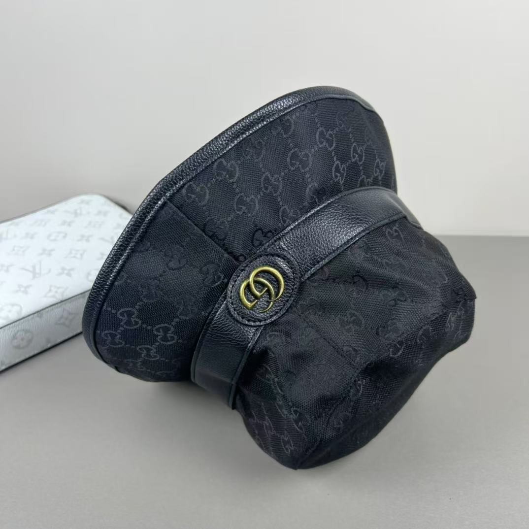 [#4906] G*u*i hat bucket hat