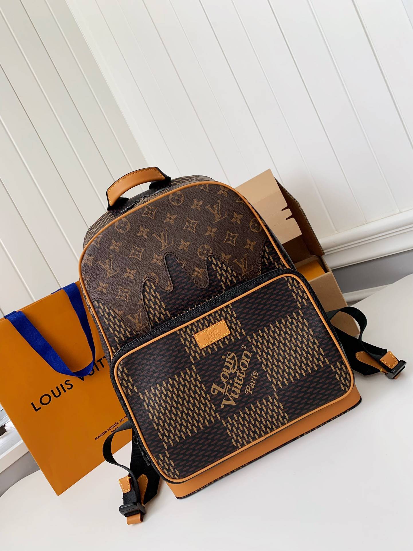 L*V x Nigo Co branded Campus Men''s Backpack N40380, Top Quality Size: 30 * 39 * 13cm