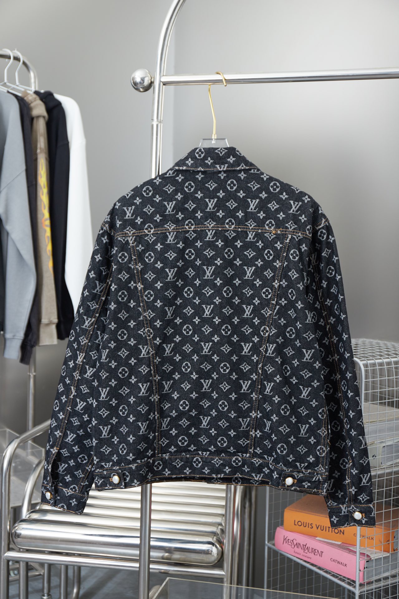 L*V x  FA  Monogram