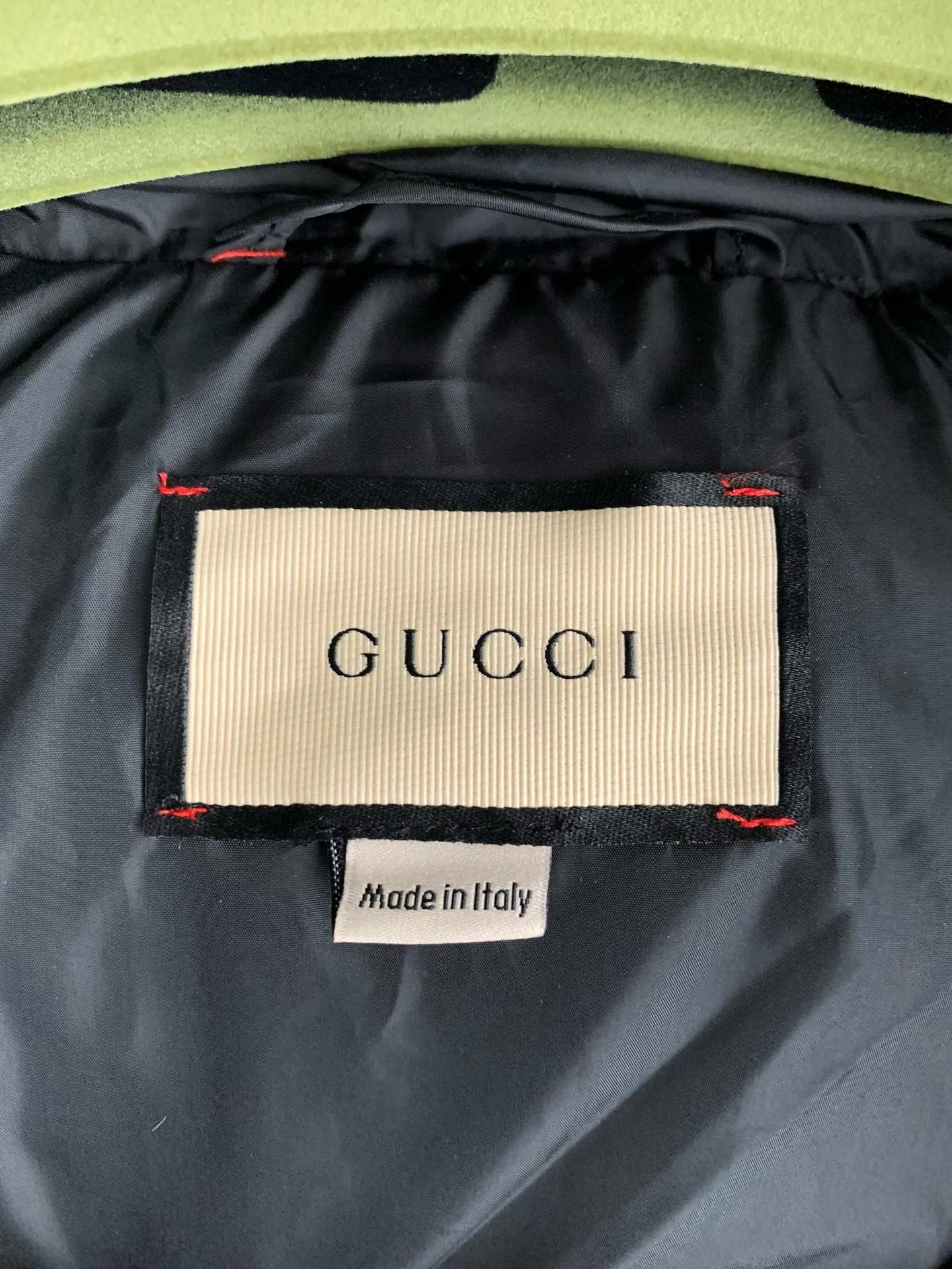 G*u*i boys down jacket