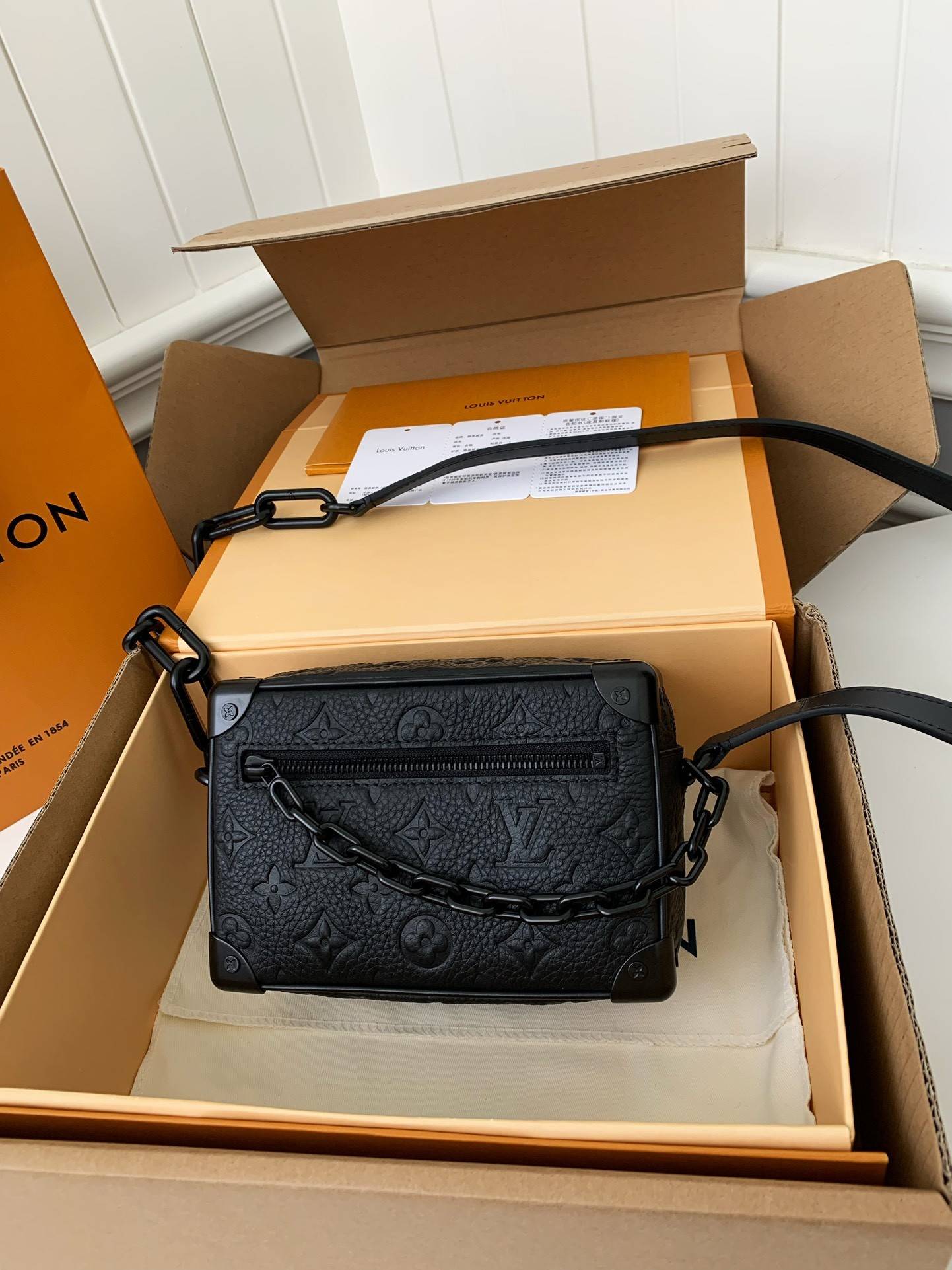 L*V MINI SOFT TRUNK BAG M55702 18.5*13*8CM
