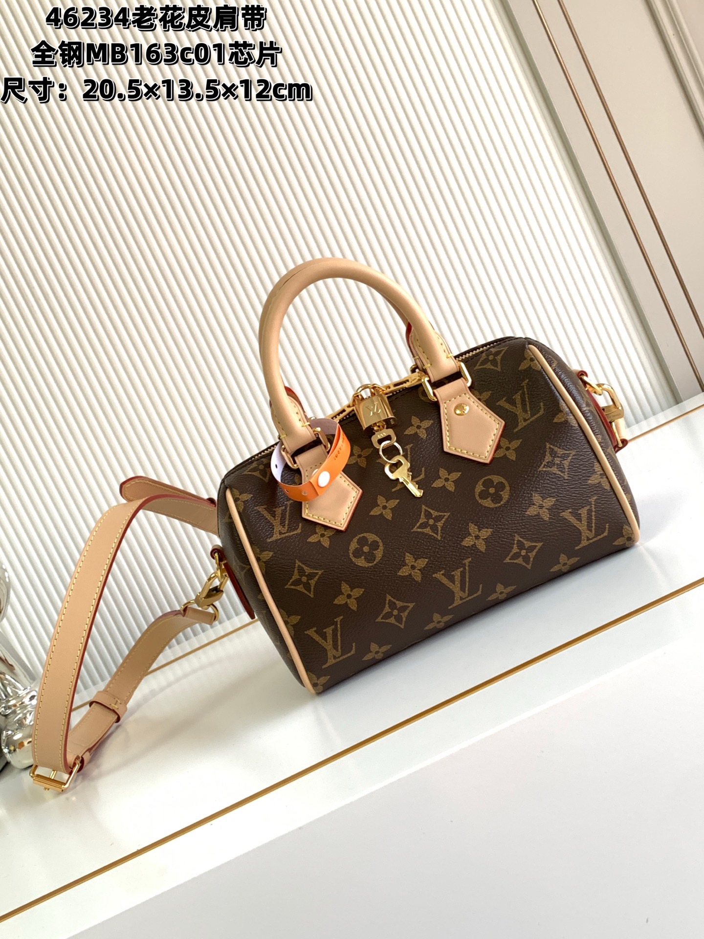 L*V Speedy Bandoulière 20  Boston Bag M46234 SIZE：20*13*12cm