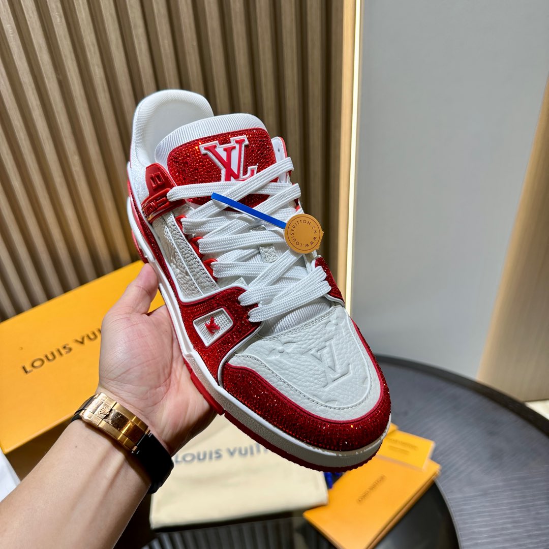 L*V TRAINER Sneakers 1AD6D6