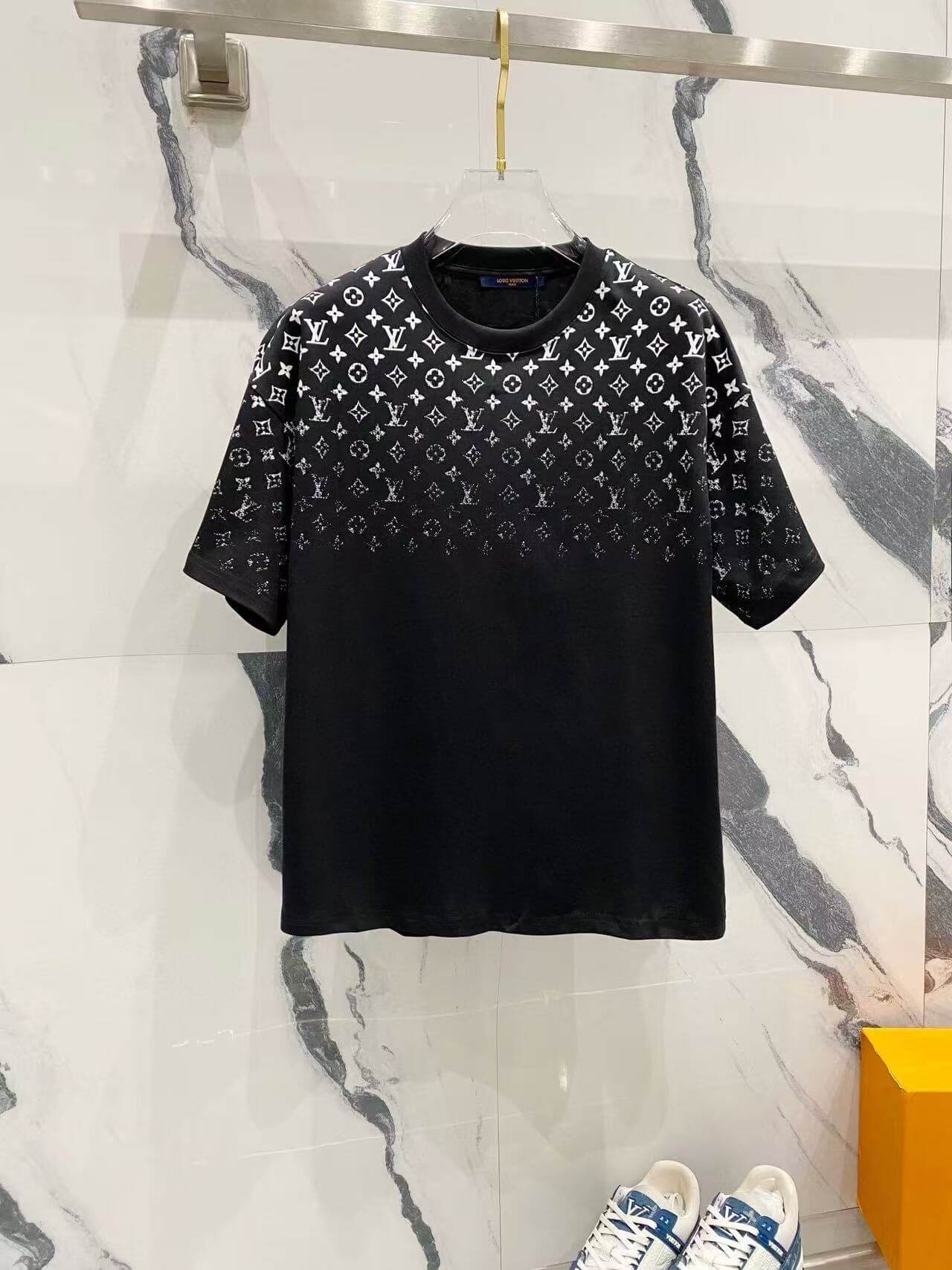 New Gradient Print T Shirt