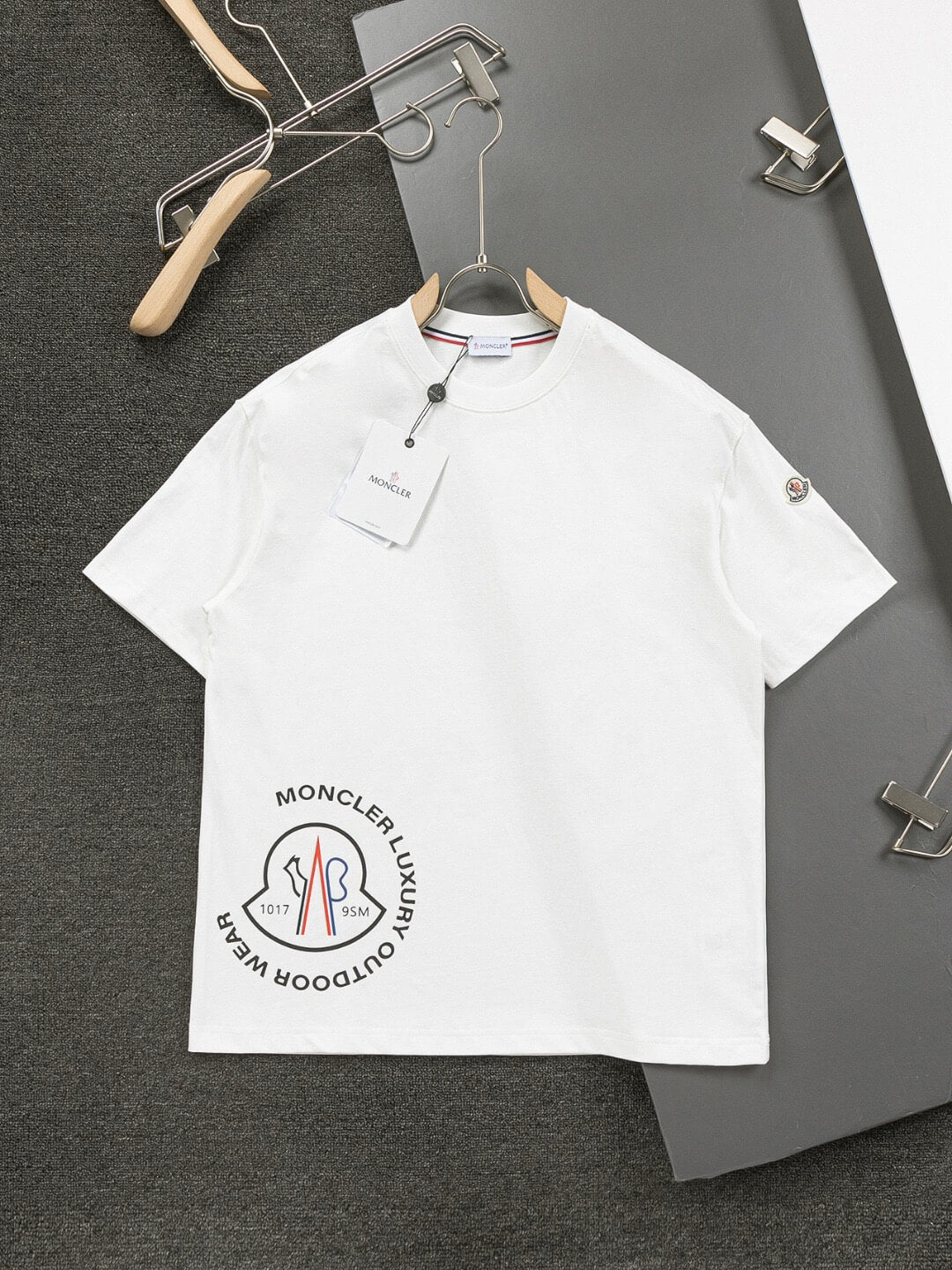 Classic Pattern Print T Shirt