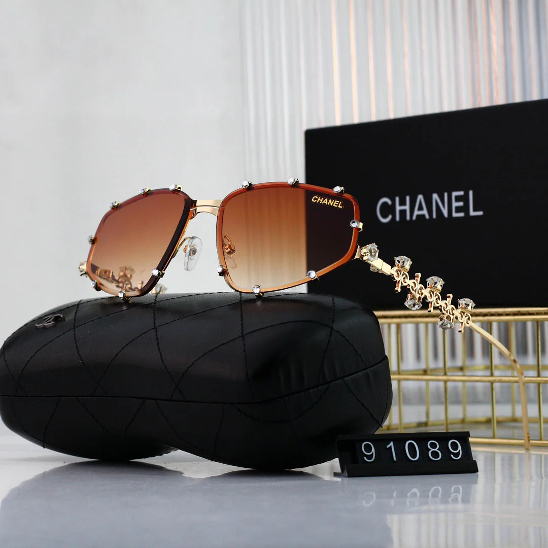 Di*m*nd-style visor sunglasses