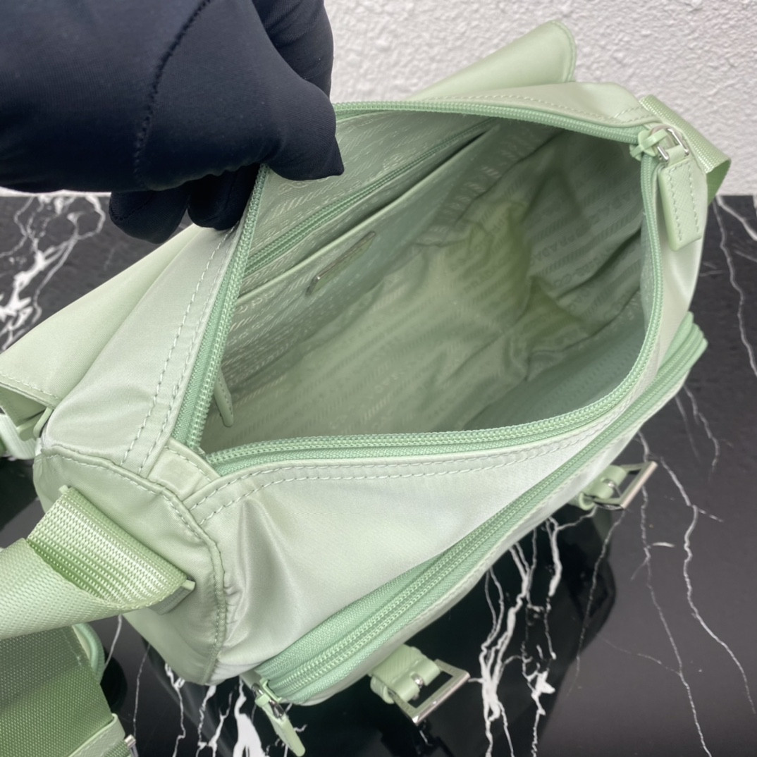 Prada Mailbag