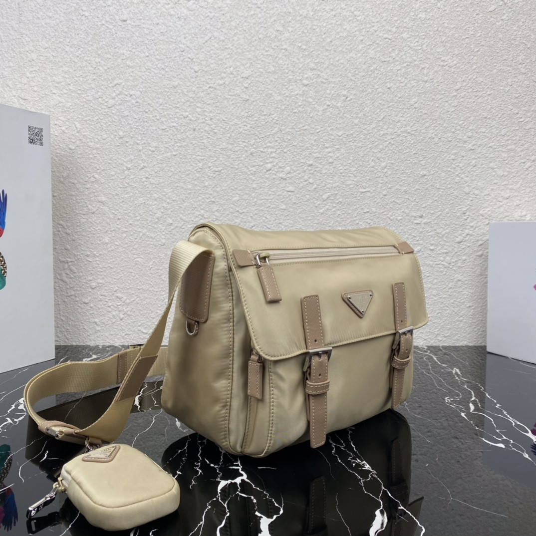 Prada Mailbag