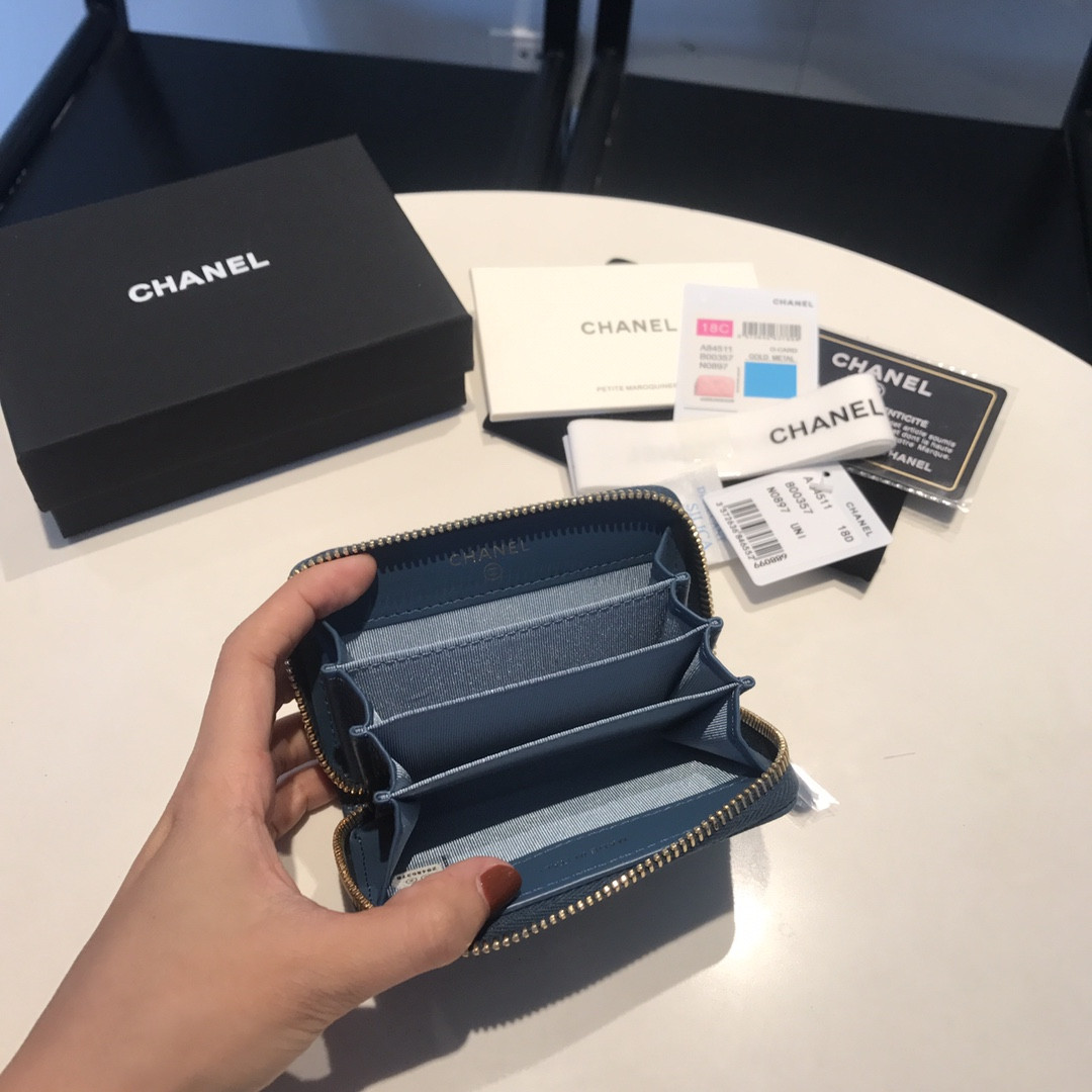 Chanle Zipped Wallet