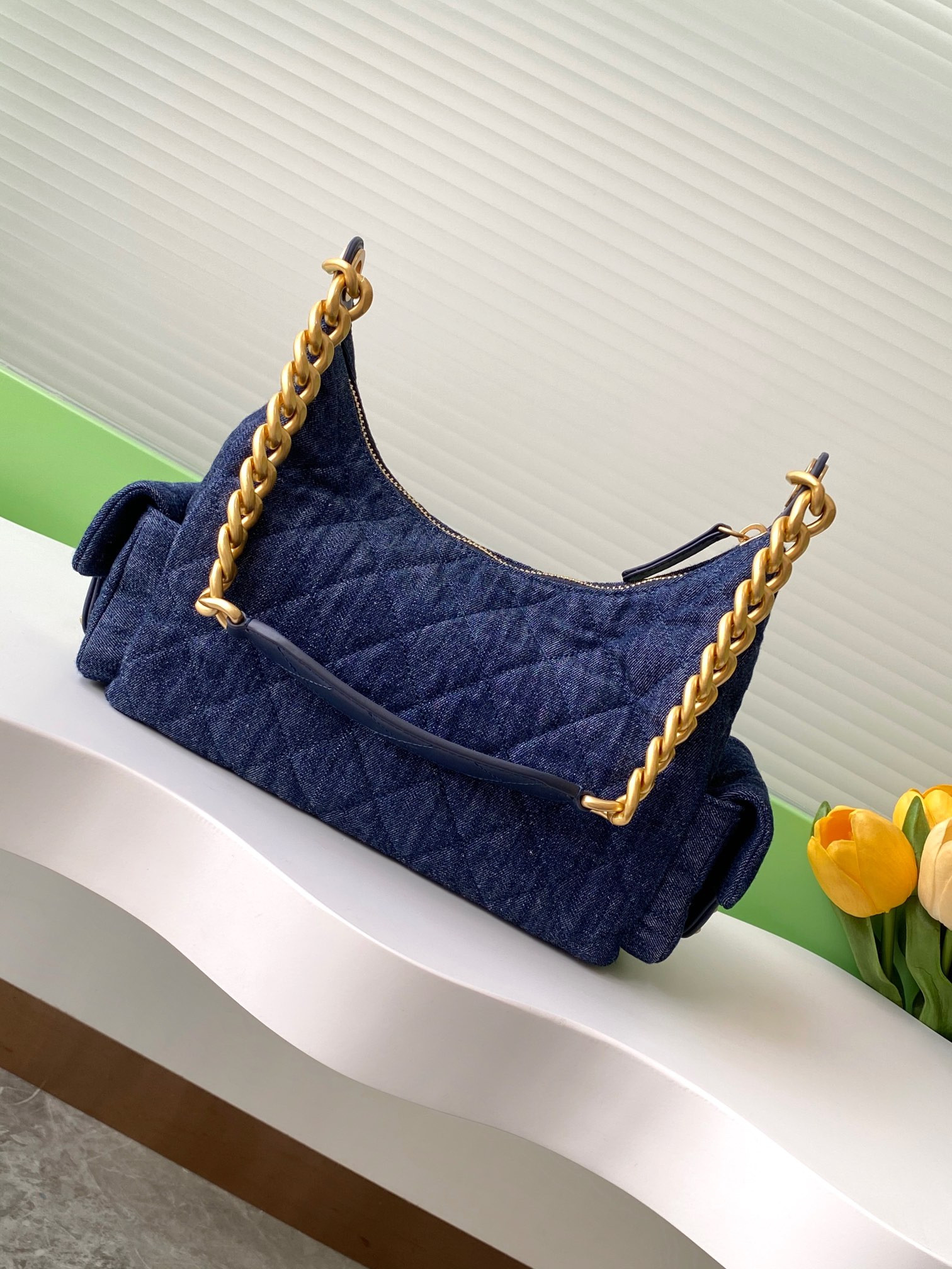 Chanel 25c Hobo Bag