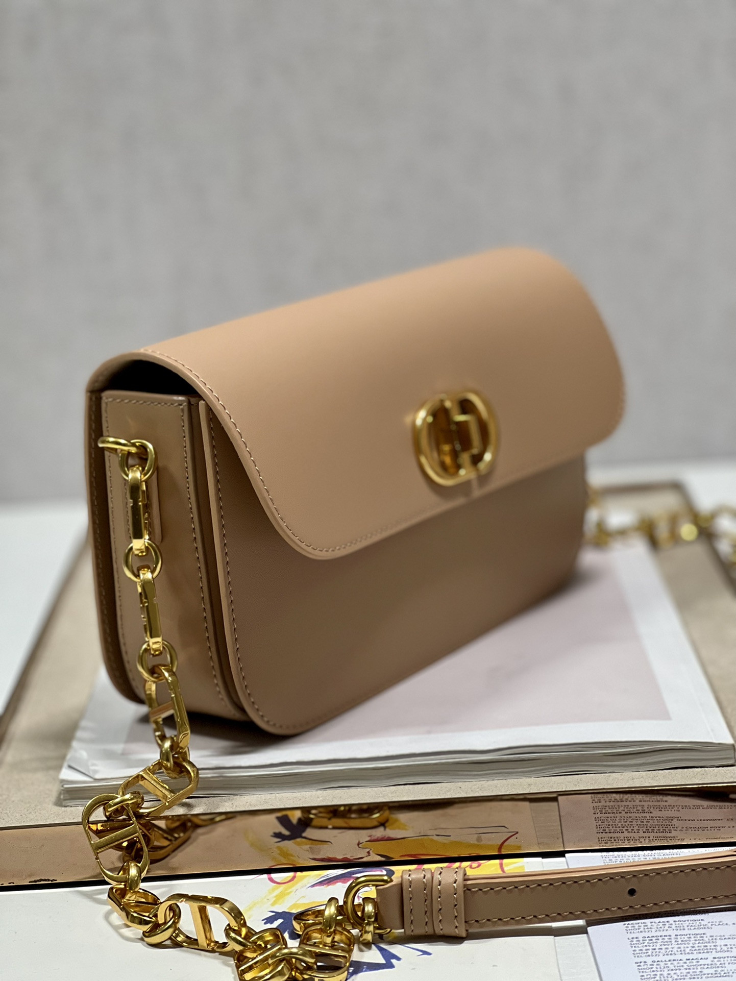 30 Montaigne Bag