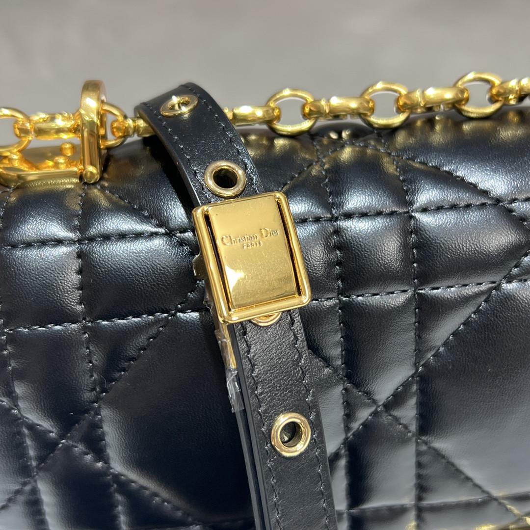 Medium Dior Caro Bag