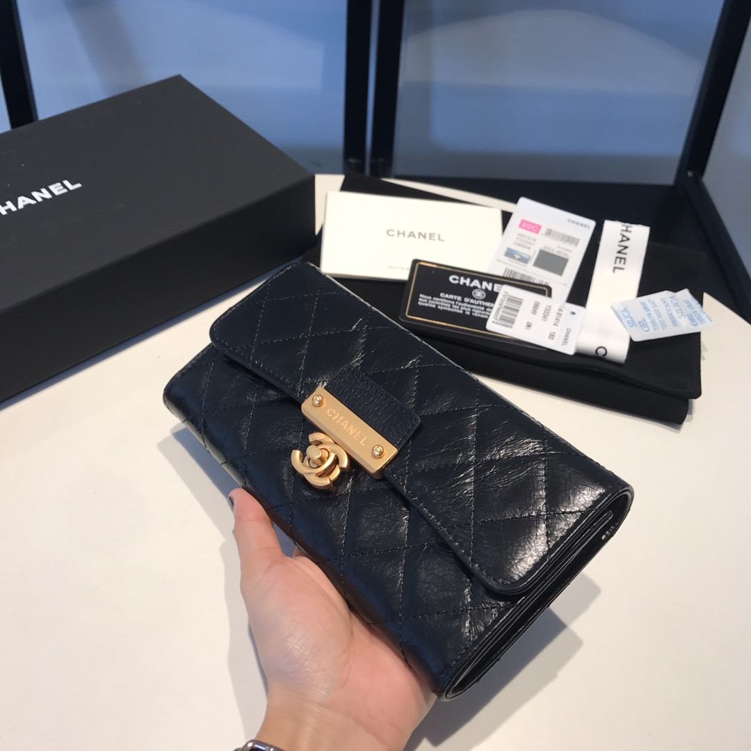 Chanle Flap Wallet