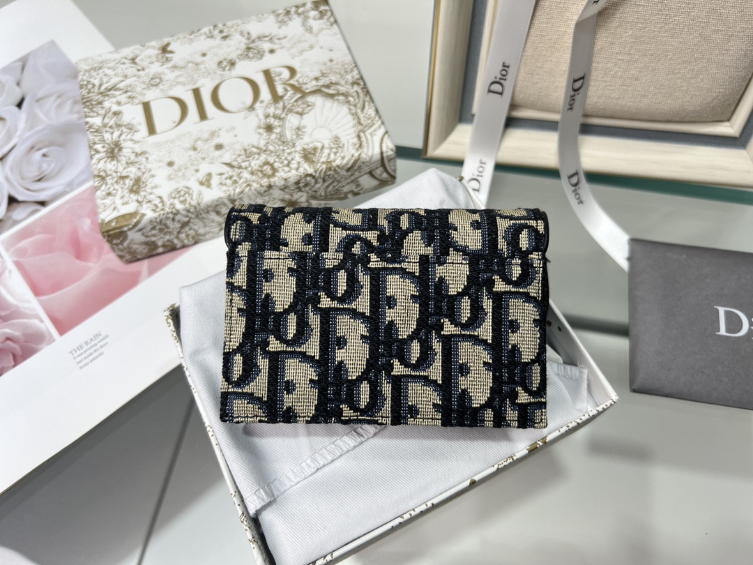 Saddle Lotus Wallet