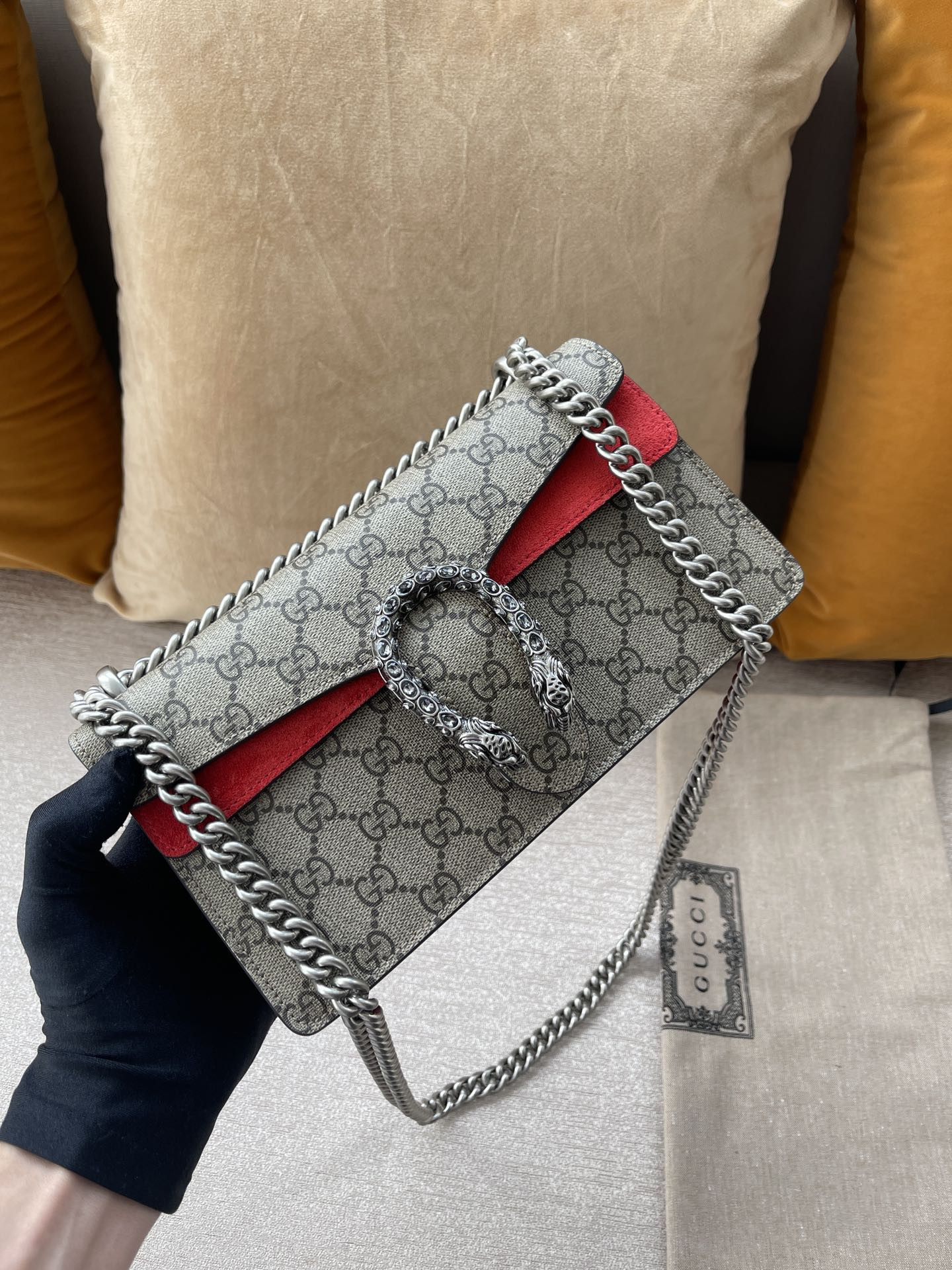 G*u*i dionysus bag