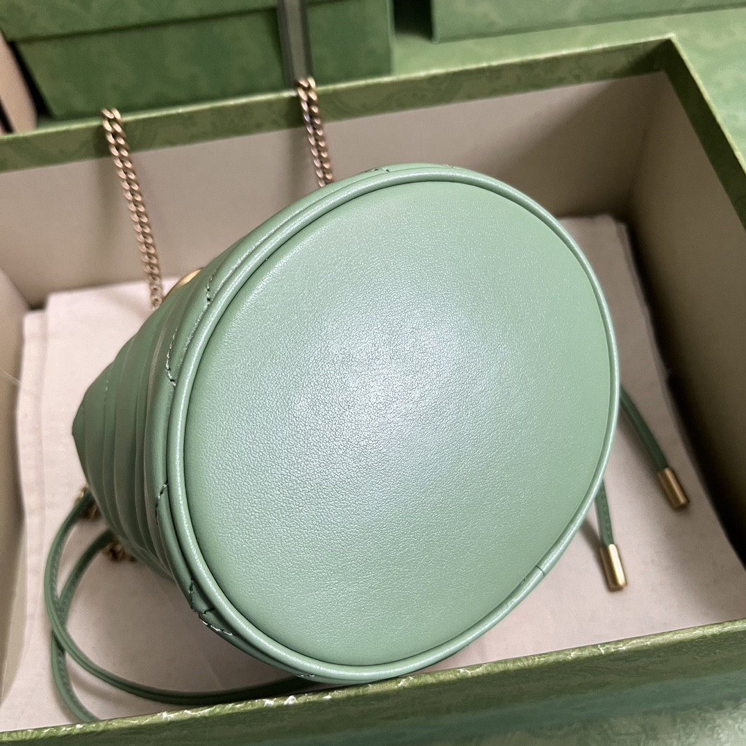 G*u*i gg marmont bag