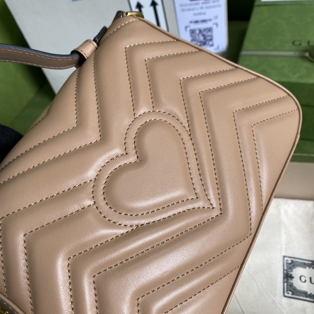 G*u*i gg marmont bag
