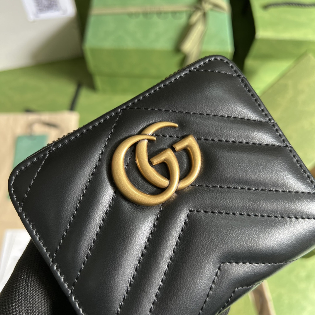 G*u*i gg marmont bag