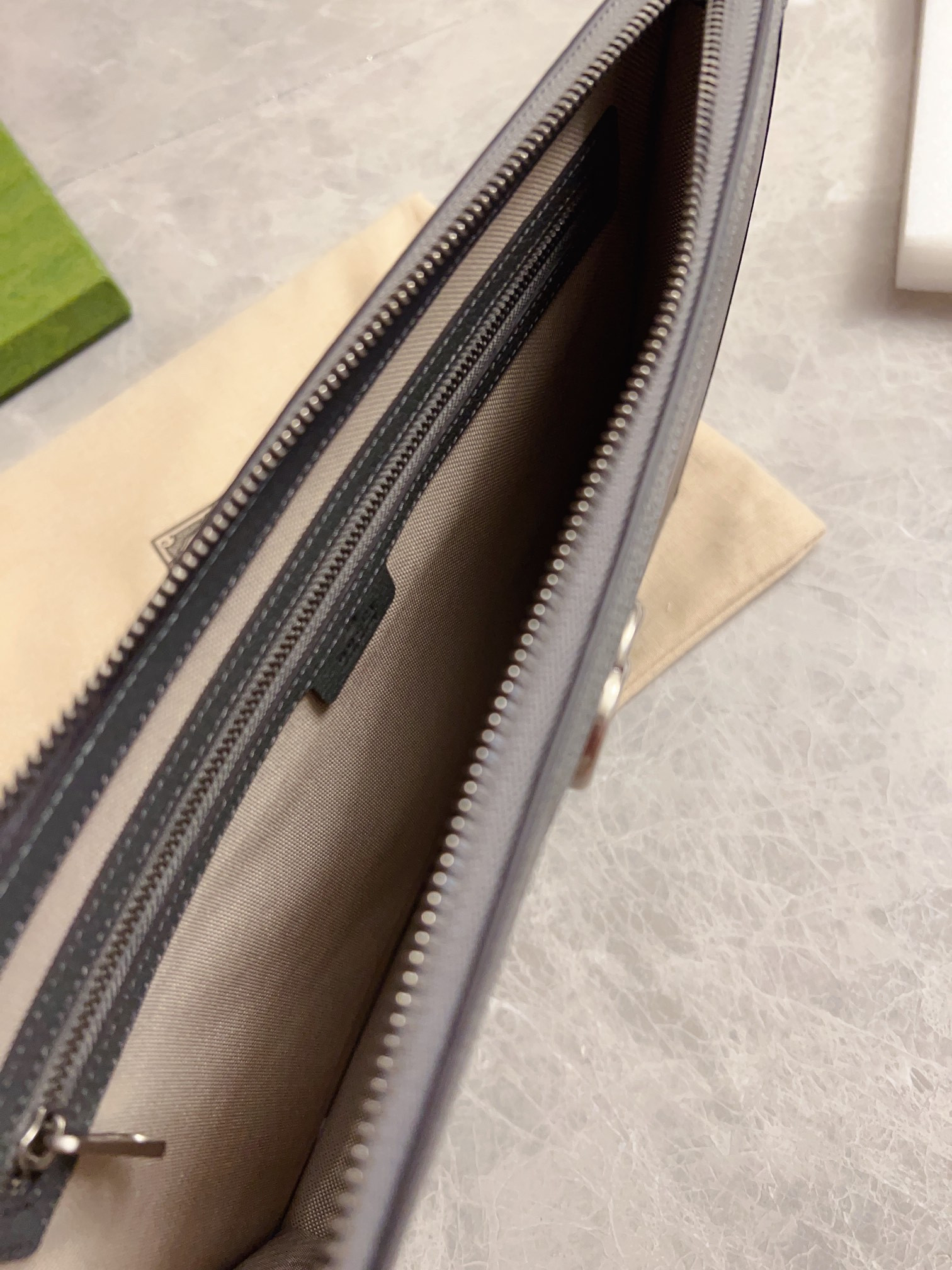 G*u*i ophidia bag