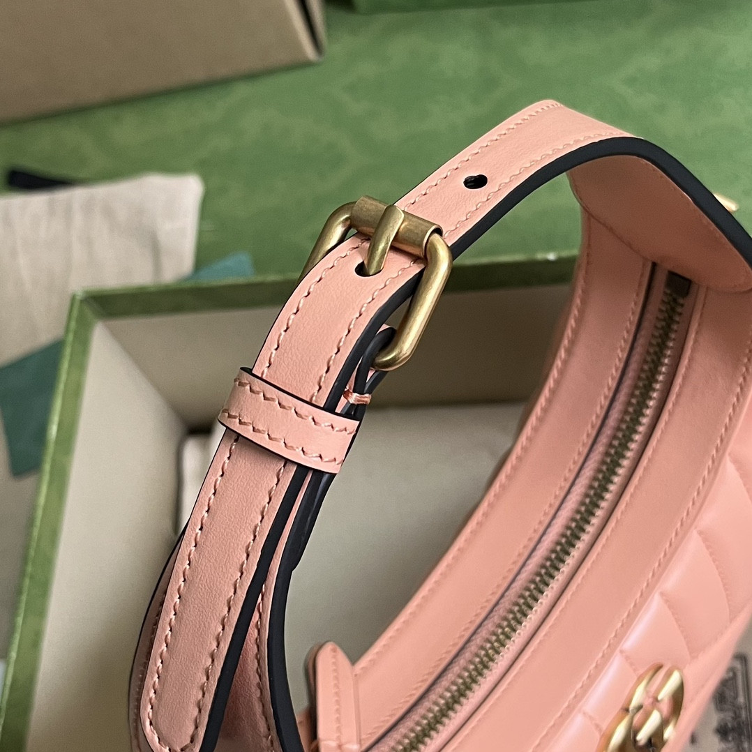 G*u*i gg marmont bag