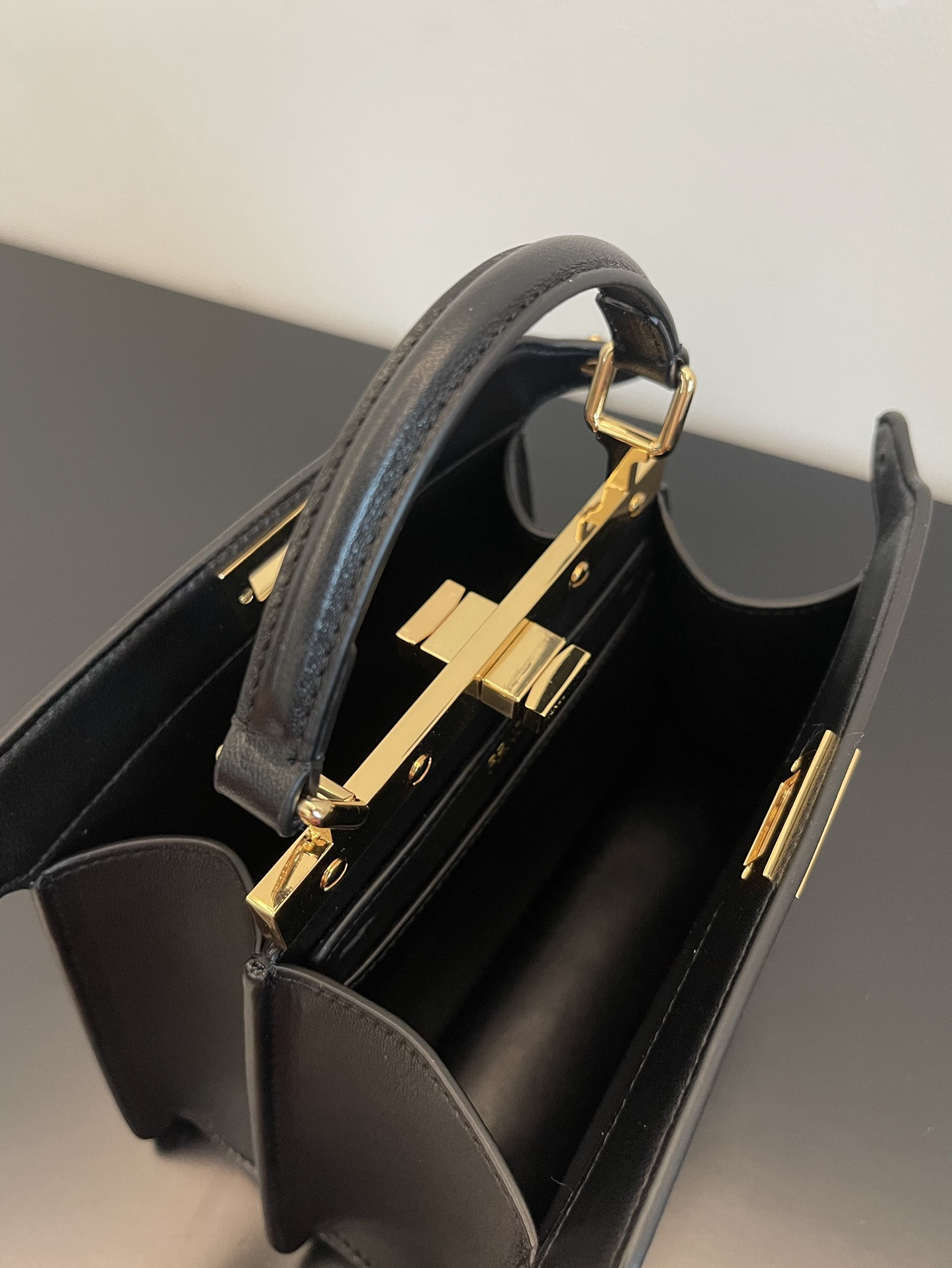 Fendi Peekaboo Iseeu Petite