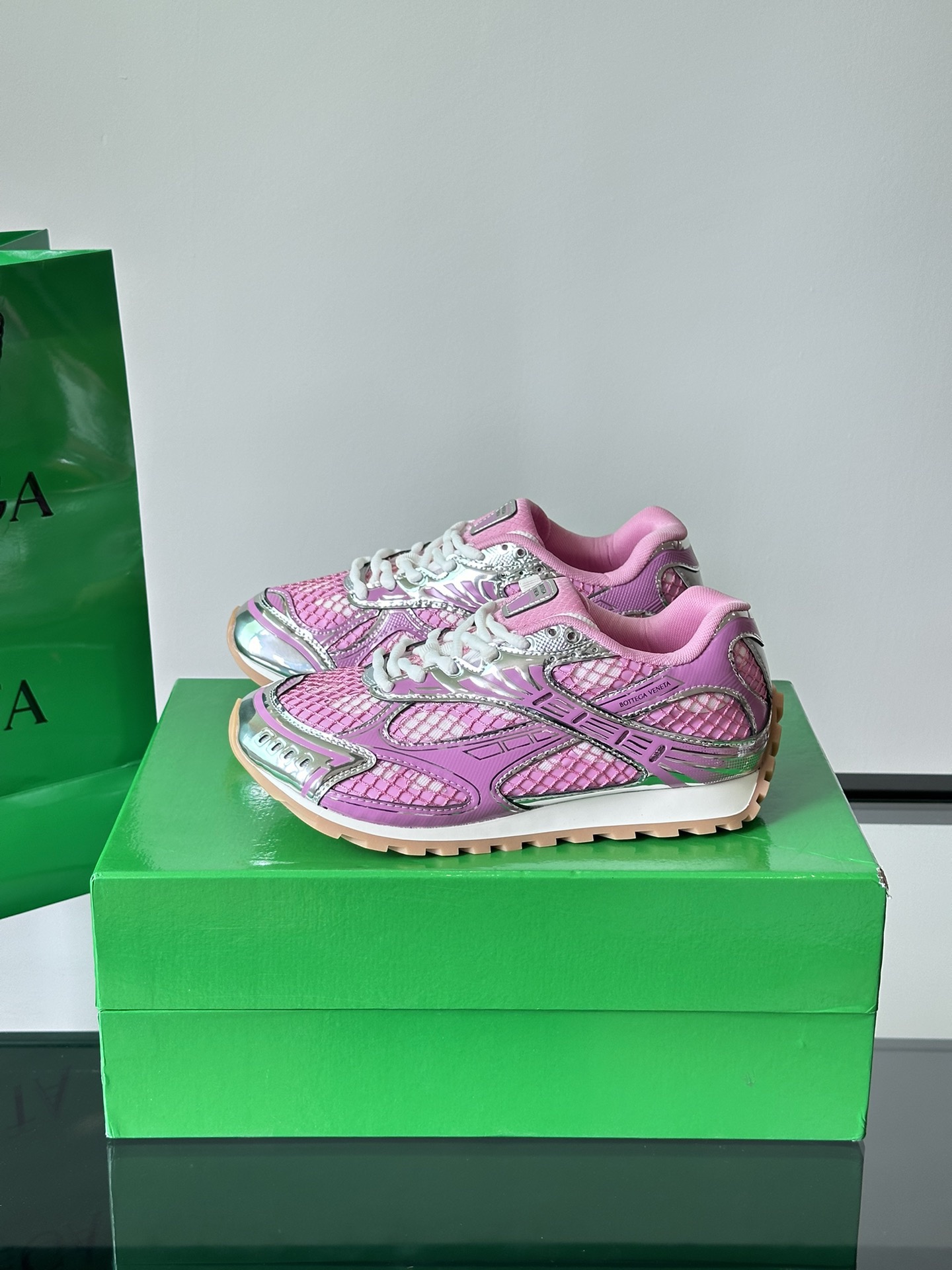 Bottega Veneta Orbit Sneaker Gloss/silver