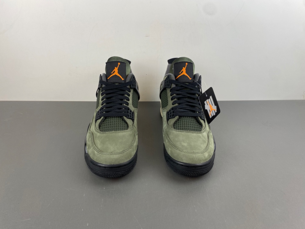 Jordan 4 Retro OG SP Undefeated  IB1519-200
